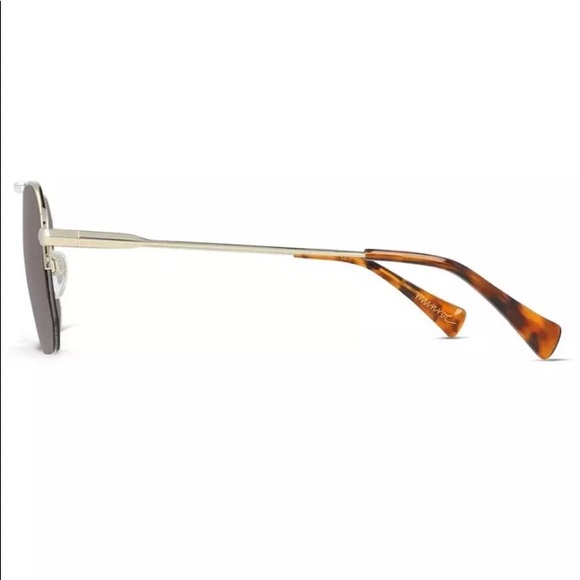 Raen Optics Munroe Gold Jaguar Sunglasses - Picture 10 of 12